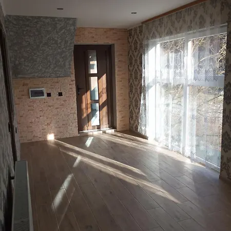 Séjour chez l'habitant біля річки Kvasy