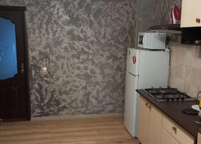 біля річки