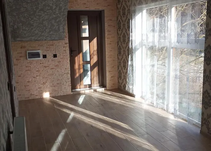 Rum i privatbostad біля річки Kvasy
